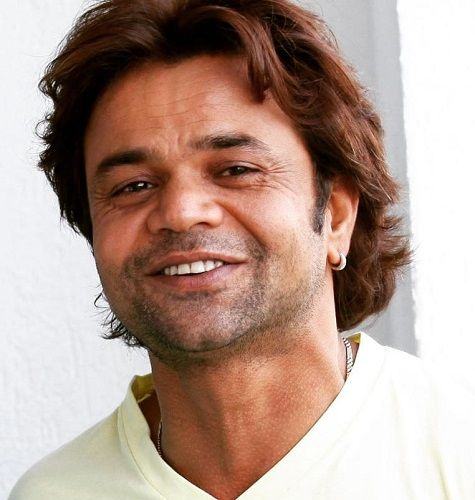 Rajpal Yadav Wiki, Height, Age, Wife, Children, Family, Biography & More