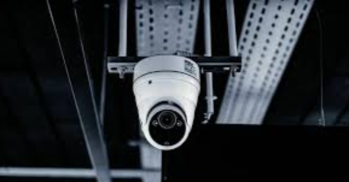 Bandra Youtuber CCTV Video Viral